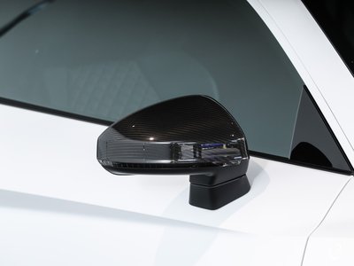 صورة مصغرة 29 لـ 2019 AUDI R8