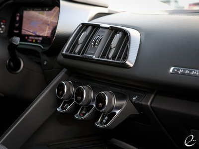 صورة مصغرة 77 لـ 2019 AUDI R8