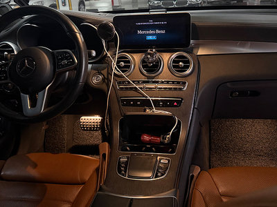 MERCEDES-BENZ GLC - 10