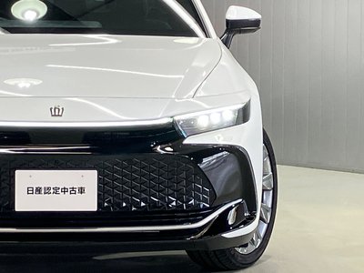 TOYOTA CROWN CROSSOVER - 8