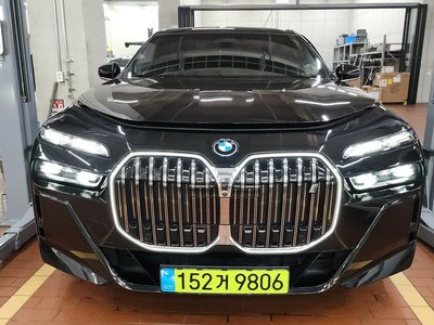 BMW I7 - 3