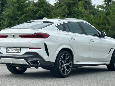 صورة 4 لـ 2022 BMW X6
