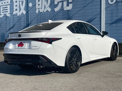 LEXUS IS - 5