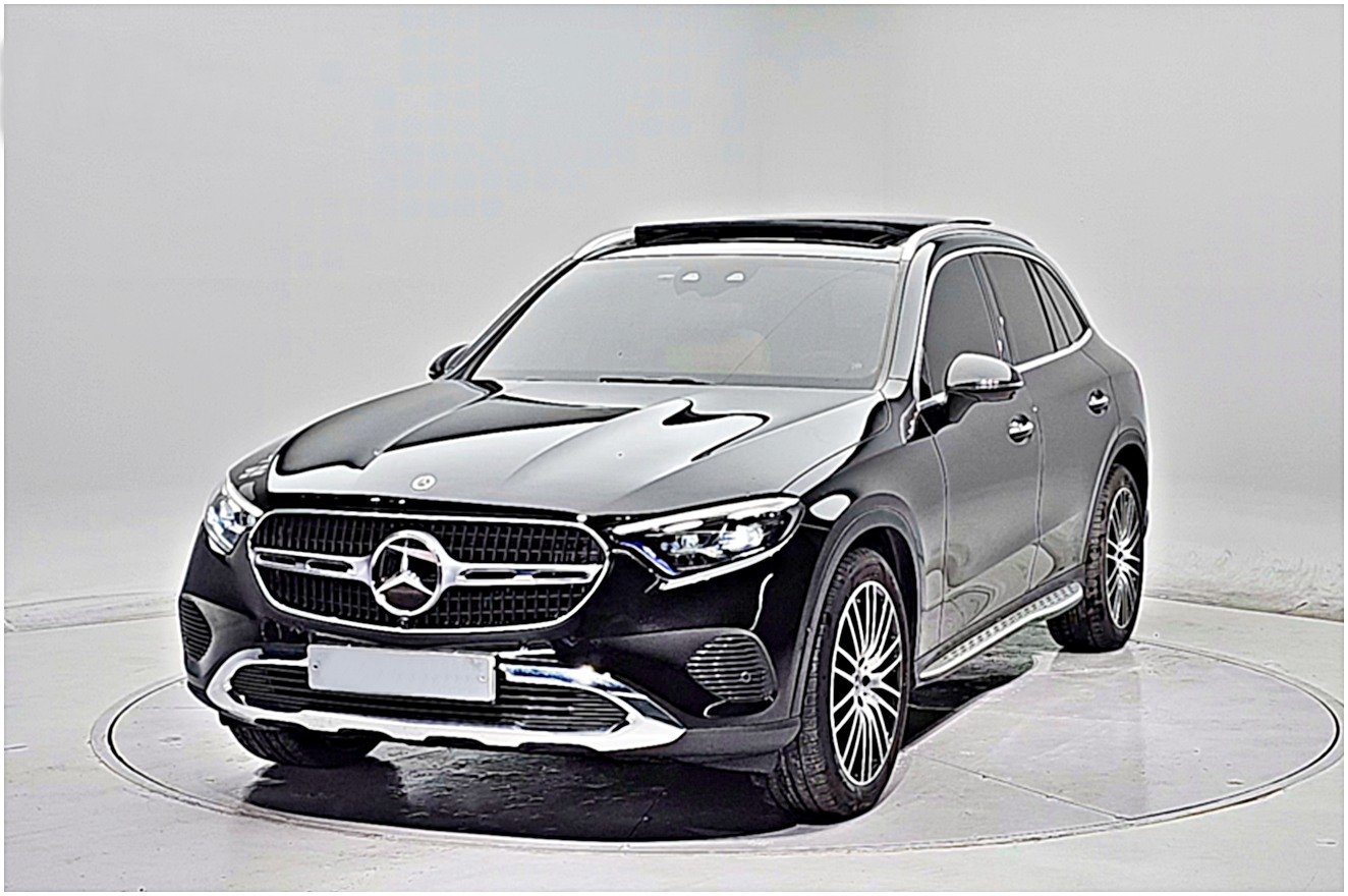 MERCEDES-BENZ GLC - View 1