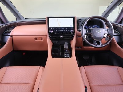 2024 Toyota VELLFIRE photo 2