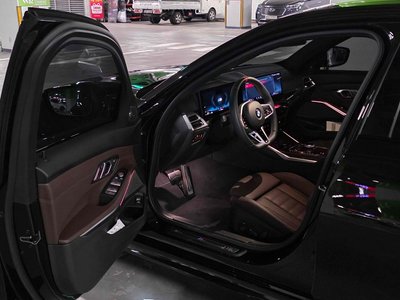 BMW 3 SERIES - 8