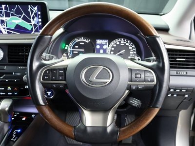 LEXUS RX - 8