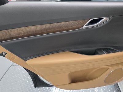 2022 Genesis G80 (RG3) thumbnail 15