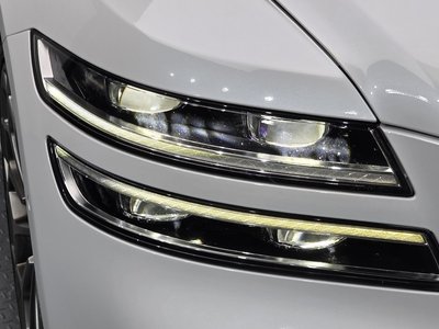2022 Genesis G80 (RG3) photo 9