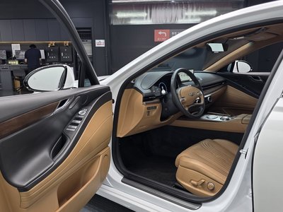 2022 Genesis G80 (RG3) thumbnail 13