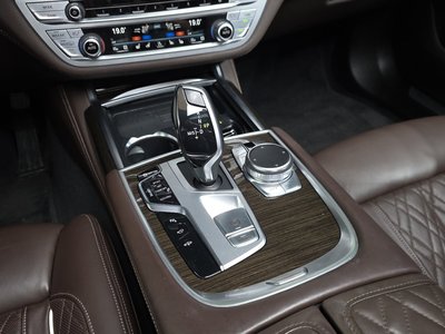 2021 BMW 7 SERIES — миниатюра 12
