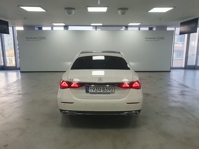 MERCEDES-BENZ E-CLASS - 3