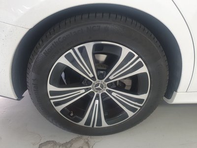 MERCEDES-BENZ E-CLASS - 6