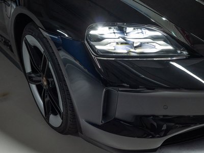 2026 Porsche TAYCAN thumbnail 14