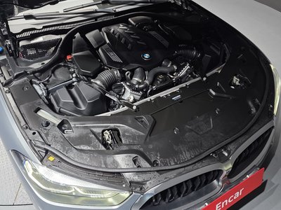 BMW 8 SERIES - 7