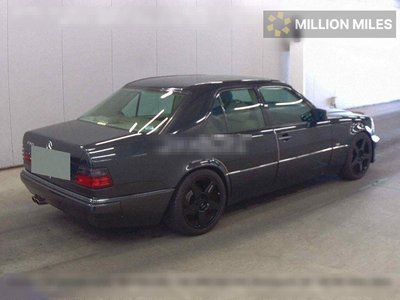 MERCEDES-BENZ E-CLASS - 5