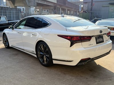 LEXUS LS - 9