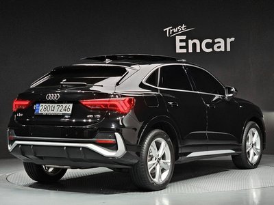 AUDI Q3 - 4