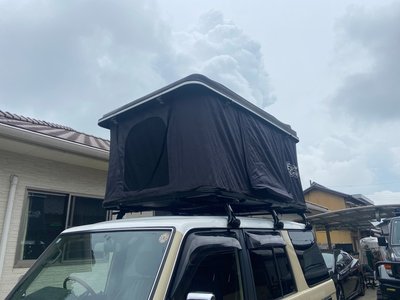 TOYOTA LAND CRUISER 70 - 4