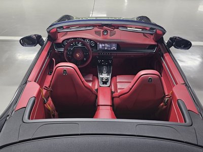 PORSCHE 911 - 9