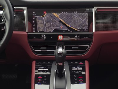 2022 Porsche MACAN thumbnail 20
