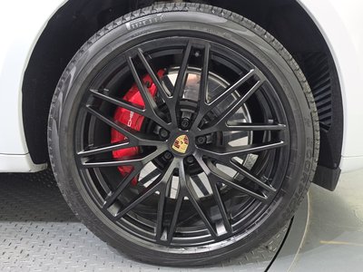 2022 Porsche MACAN 照片 8