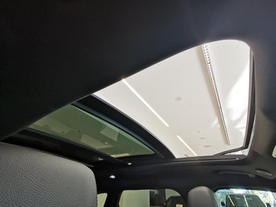 LAND ROVER RANGE ROVER VELAR - 3