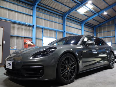 PORSCHE PANAMERA - 2