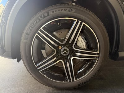 MERCEDES-BENZ GLC - 10