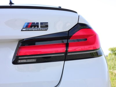 BMW M5 COMPETITION - 10
