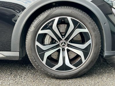 MERCEDES-BENZ E-CLASS - 6