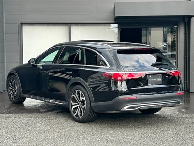 MERCEDES-BENZ E-CLASS - 4