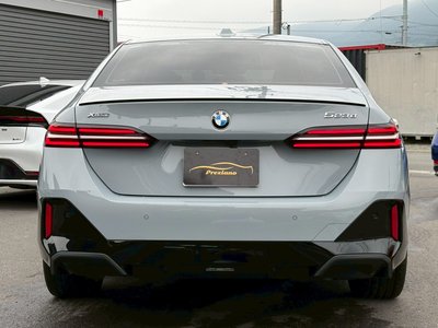 صورة 7 لـ 2024 BMW 5 SERIES