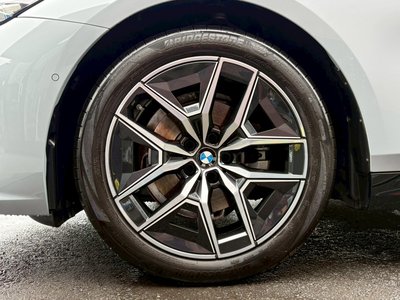 صورة مصغرة 37 لـ 2024 BMW 5 SERIES