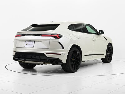 LAMBORGHINI URUS - 8