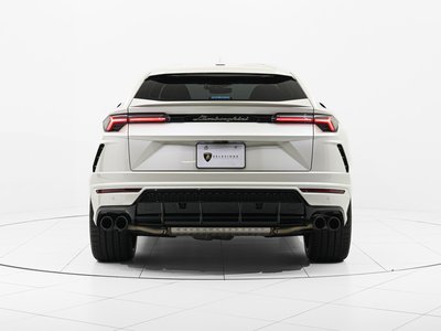 LAMBORGHINI URUS - 7