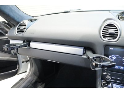صورة مصغرة 31 لـ 2020 Porsche 718