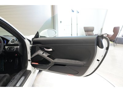 صورة مصغرة 12 لـ 2020 Porsche 718