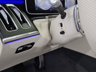 2025 Mercedes-BENZ S-CLASS thumbnail 15