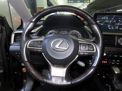 LEXUS RX - 7