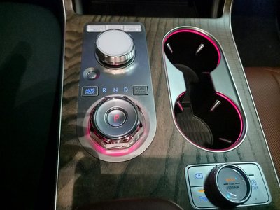 2023 Genesis GV80 — миниатюра 12