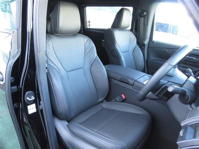 TOYOTA VELLFIRE - 10