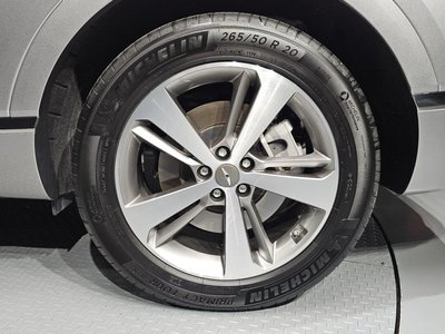 GENESIS GV80 - 8