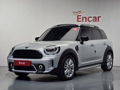 2022 MINI COOPER COUNTRYMAN photo 1