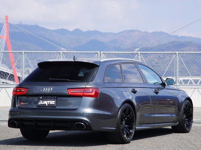 AUDI RS6 AVANT - 6