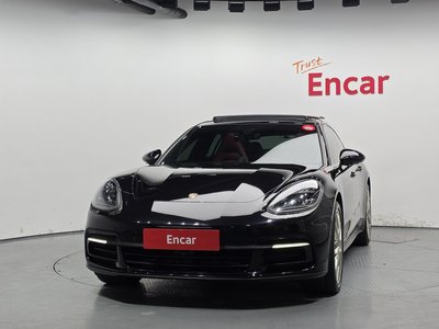 PORSCHE PANAMERA - 2