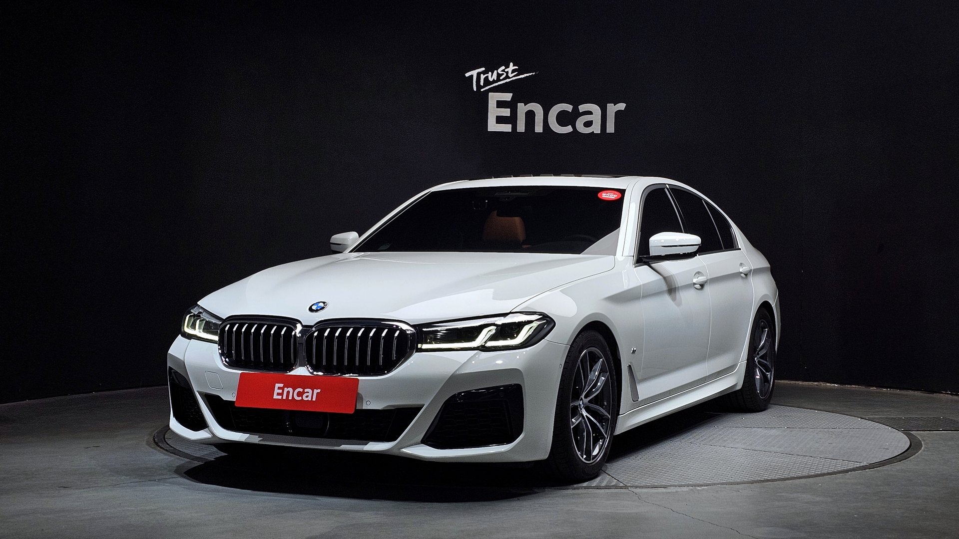 BMW 5 SERIES - View 1