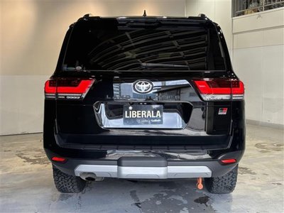 TOYOTA LAND CRUISER 300 - 10