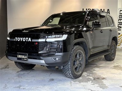 TOYOTA LAND CRUISER 300 - 3
