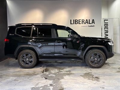 TOYOTA LAND CRUISER 300 - 7